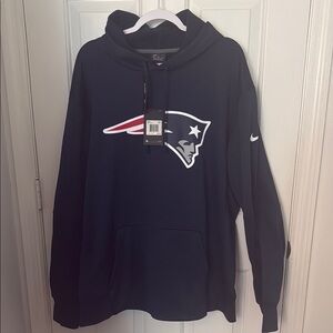 NWT NFL New England Patriots Nike Dri Fit Therma Pull Over Hoodie